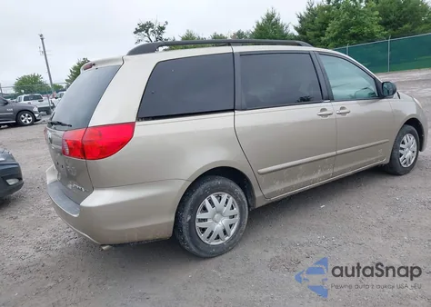 2010 Toyota Sienna Le from USA, damaged, VIN 5TDKK4CC5AS299404